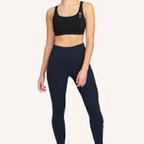 Lululemon Peloton Leggings and Bra Set Worn maybe Twice Size 8 - Picture 1 of 6
